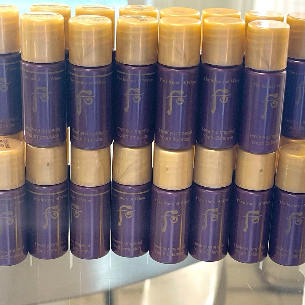The History of Whoo Hwanyu Emulsion + Balancer 30 mini bottles x 5ml (150ml)